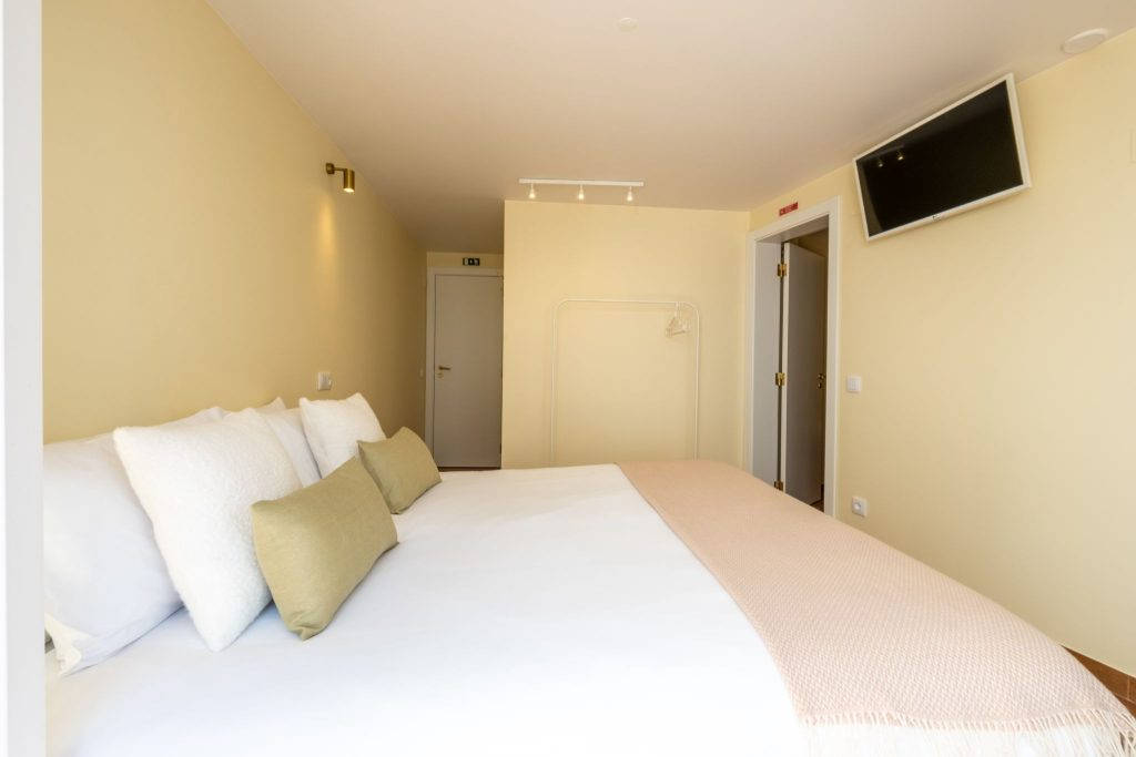 room2_4